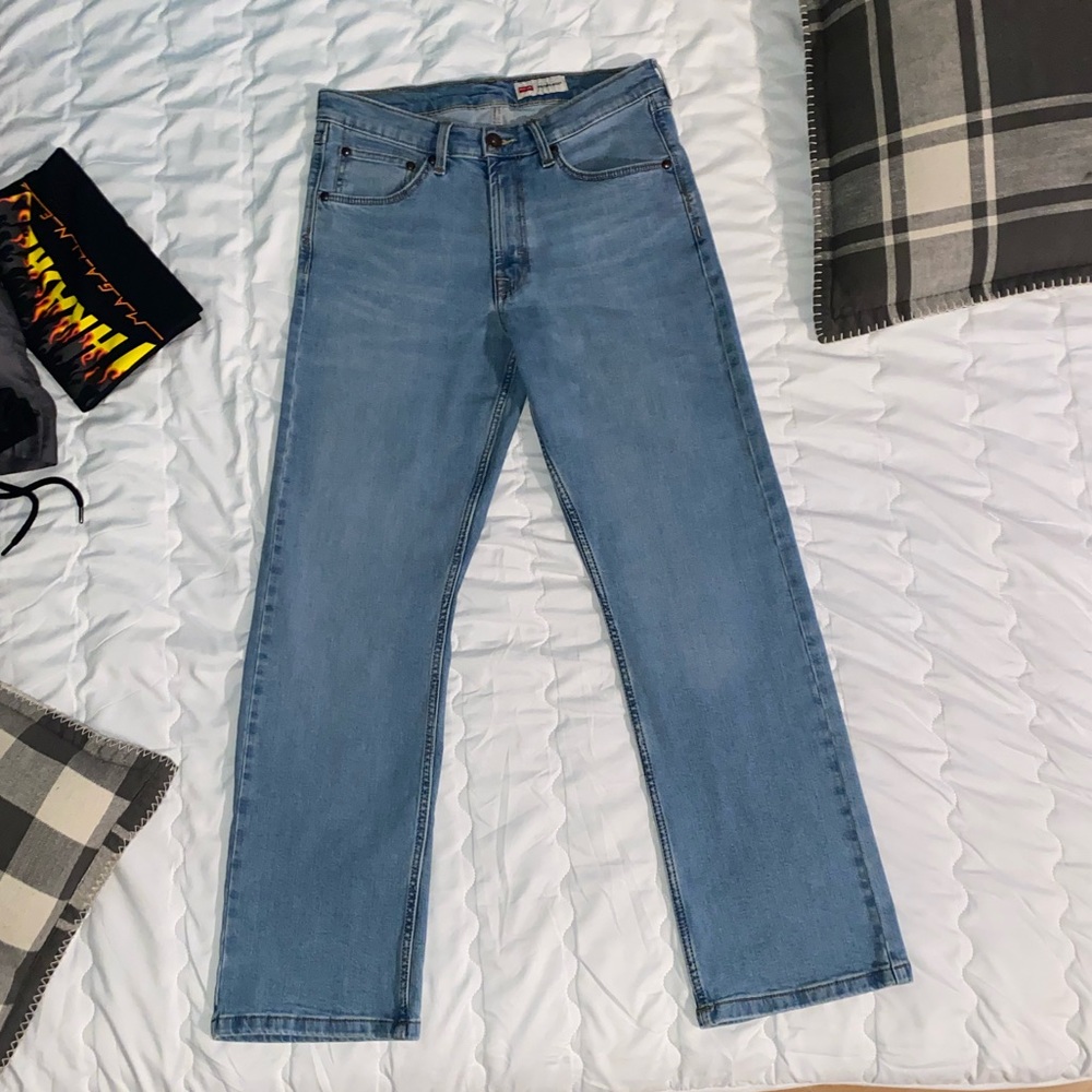 Wrangler relaxed boot blue jeans